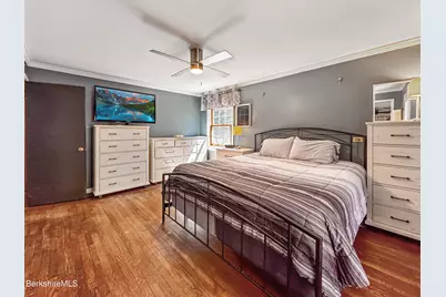 230 E Housatonic St, Dalton, MA 01226 - Photo 19