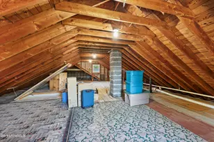 24 Temple St, Adams, MA 01220 - Photo 27