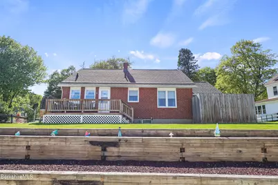 24 Temple St, Adams, MA 01220 - Photo 31