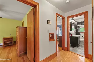 24 Temple St, Adams, MA 01220 - Photo 13