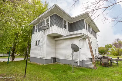 162 W Housatonic St, Pittsfield, MA 01201 - Photo 25