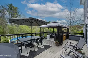 14 County Ct, Pittsfield, MA 01201 - Photo 31