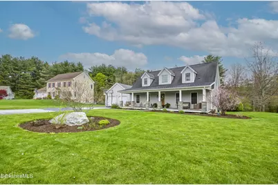 14 County Ct, Pittsfield, MA 01201 - Photo 3