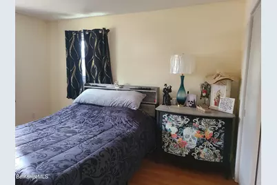 15 Williamsburg Ter, Pittsfield, MA 01201 - Photo 17
