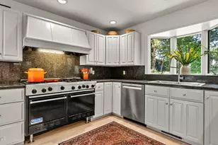 47 Warwick St, Pittsfield, MA 01201 - Photo 21