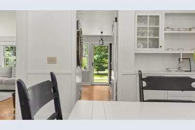 47 Warwick St, Pittsfield, MA 01201 - Photo 17