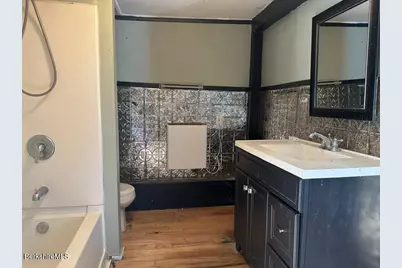 94-96 Liberty St, North Adams, MA 01247 - Photo 35
