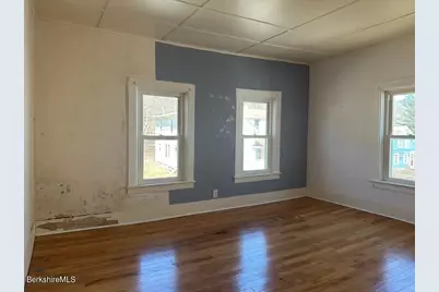 94-96 Liberty St, North Adams, MA 01247 - Photo 27