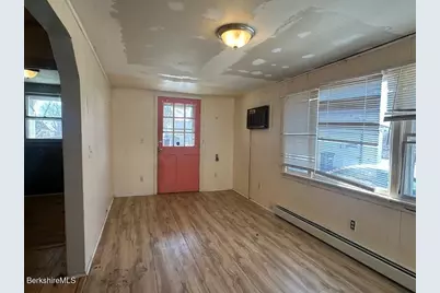 94-96 Liberty St, North Adams, MA 01247 - Photo 9