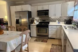 31 Taft St, North Adams, MA 01247 - Photo 5