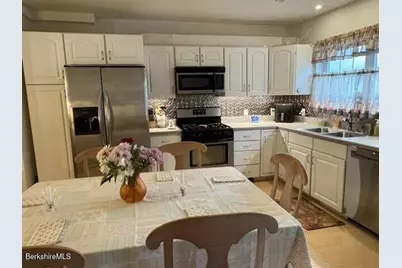 31 Taft St, North Adams, MA 01247 - Photo 3