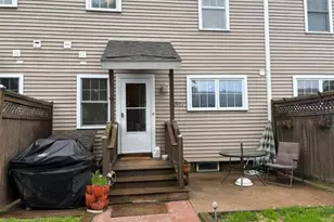 31 Taft St, North Adams, MA 01247 - Photo 27
