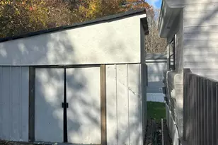 405 Pittsfield Rd, Lenox, MA 01240 - Photo 23