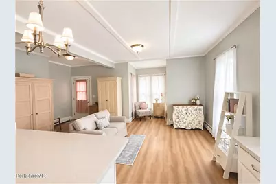 49A Arnold Place, North Adams, MA 01247 - Photo 5