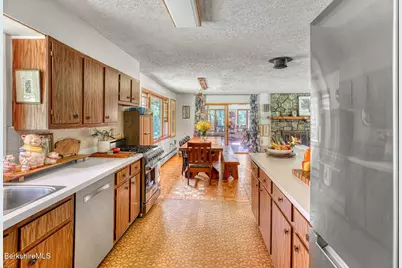 715 Main Rd, Monterey, MA 01245 - Photo 9