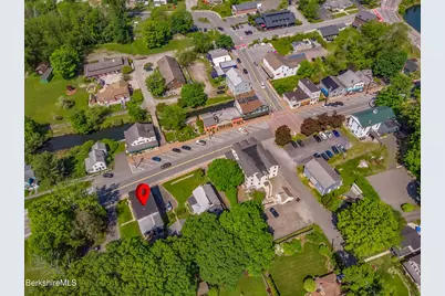 35 Main St, West Stockbridge, MA 01266 - Photo 11