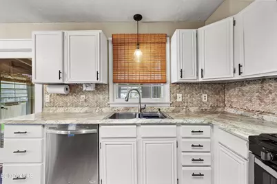 128 Hale Street Ext, Dalton, MA 01226 - Photo 11