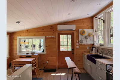 529 Hayes Hill Rd, New Marlboro, MA 01244 - Photo 11