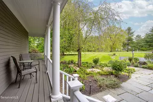 3 Cornwall Dr, Great Barrington, MA 01230 - Photo 3