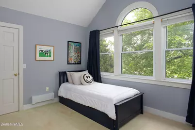 3 Cornwall Dr, Great Barrington, MA 01230 - Photo 39