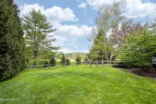 3 Cornwall Dr, Great Barrington, MA 01230 - Photo 5