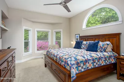 3 Cornwall Dr, Great Barrington, MA 01230 - Photo 25