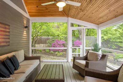 3 Cornwall Dr, Great Barrington, MA 01230 - Photo 19
