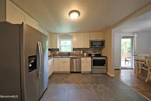 870 East St, Lenox, MA 01240 - Photo 9