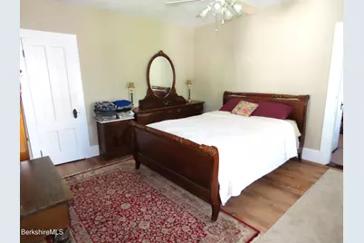 34 Goodrich St, North Adams, MA 01247 - Photo 19