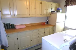 34 Goodrich St, North Adams, MA 01247 - Photo 29