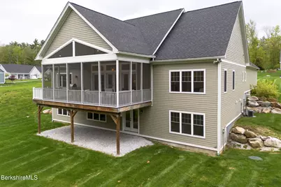 7 Thrushwood Ln, Great Barrington, MA 01230 - Photo 9