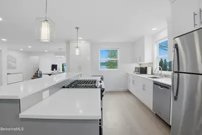 233 Narragansett Ave, Lanesborough, MA 01237 - Photo 15