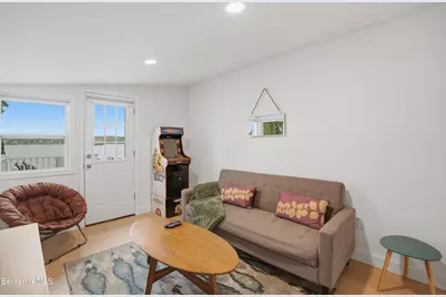 233 Narragansett Ave, Lanesborough, MA 01237 - Photo 29