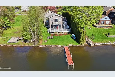 233 Narragansett Ave, Lanesborough, MA 01237 - Photo 7