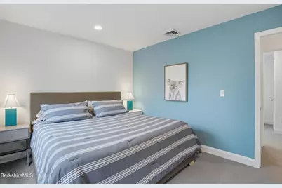 233 Narragansett Ave, Lanesborough, MA 01237 - Photo 31