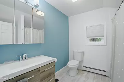 233 Narragansett Ave, Lanesborough, MA 01237 - Photo 37