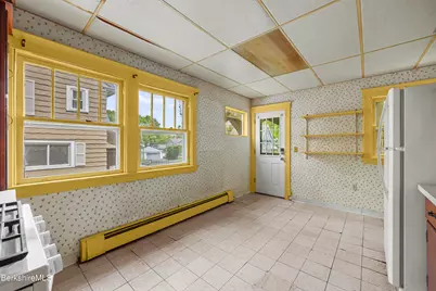 85 Edward Ave, Pittsfield, MA 01201 - Photo 17