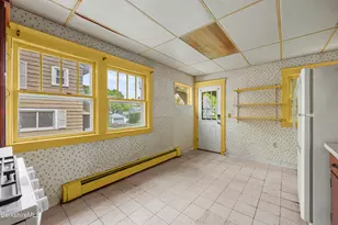 85 Edward Ave, Pittsfield, MA 01201 - Photo 17