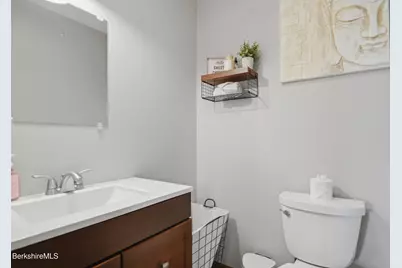 134 Oak Hill Rd, Pittsfield, MA 01201 - Photo 47