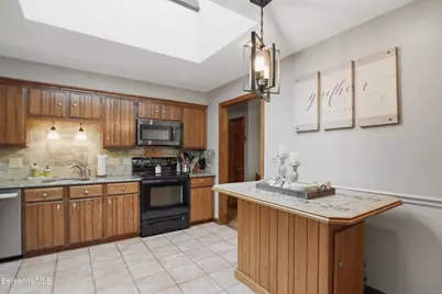134 Oak Hill Rd, Pittsfield, MA 01201 - Photo 23