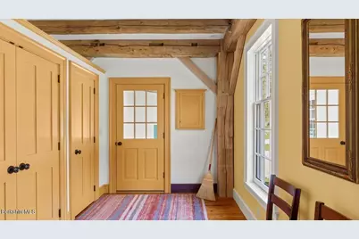 8 Shamrock St, Stockbridge, MA 01262 - Photo 11