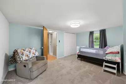 161 Fort Hill Ave, Pittsfield, MA 01201 - Photo 23