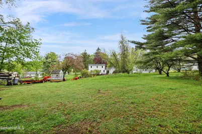 161 Fort Hill Ave, Pittsfield, MA 01201 - Photo 29