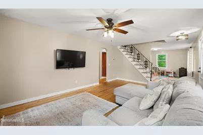 161 Fort Hill Ave, Pittsfield, MA 01201 - Photo 11