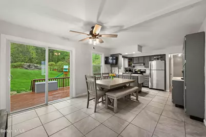 161 Fort Hill Ave, Pittsfield, MA 01201 - Photo 5