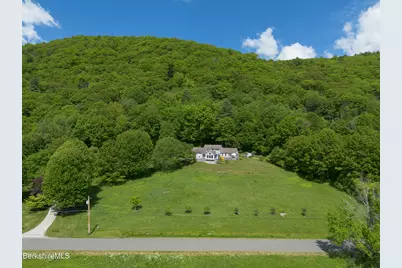 109 Under Mountain Rd, Lenox, MA 01240 - Photo 57