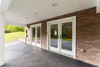 818 Partridge Rd, Lanesborough, MA 01237 - Photo 9