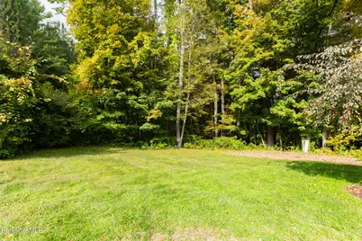 818 Partridge Rd, Lanesborough, MA 01237 - Photo 15