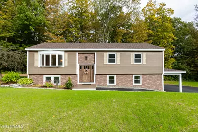 818 Partridge Rd, Lanesborough, MA 01237 - Photo 5