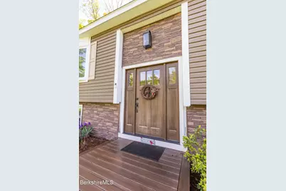 818 Partridge Rd, Lanesborough, MA 01237 - Photo 7